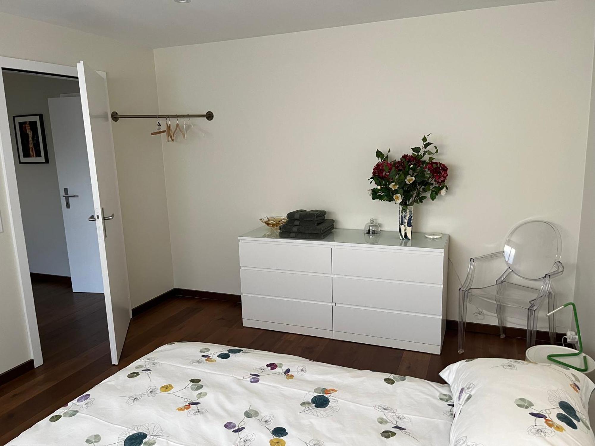 2 Doubles Et Salle De Bains Séjour chez l'habitant Crans-pres-Celigny